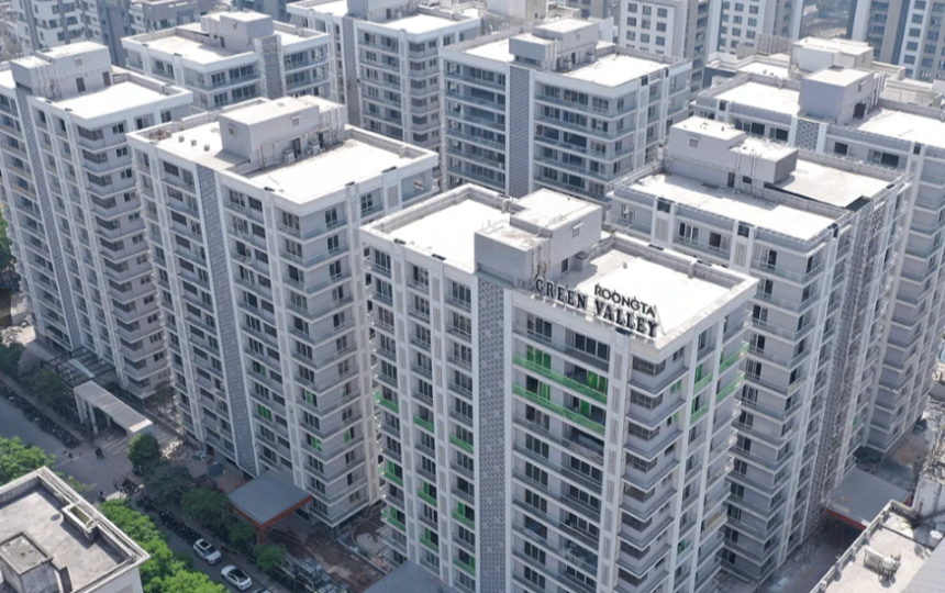Roongta Green Valley – Luxurious 4 and 5 BHK Flats at Vesu, Surat