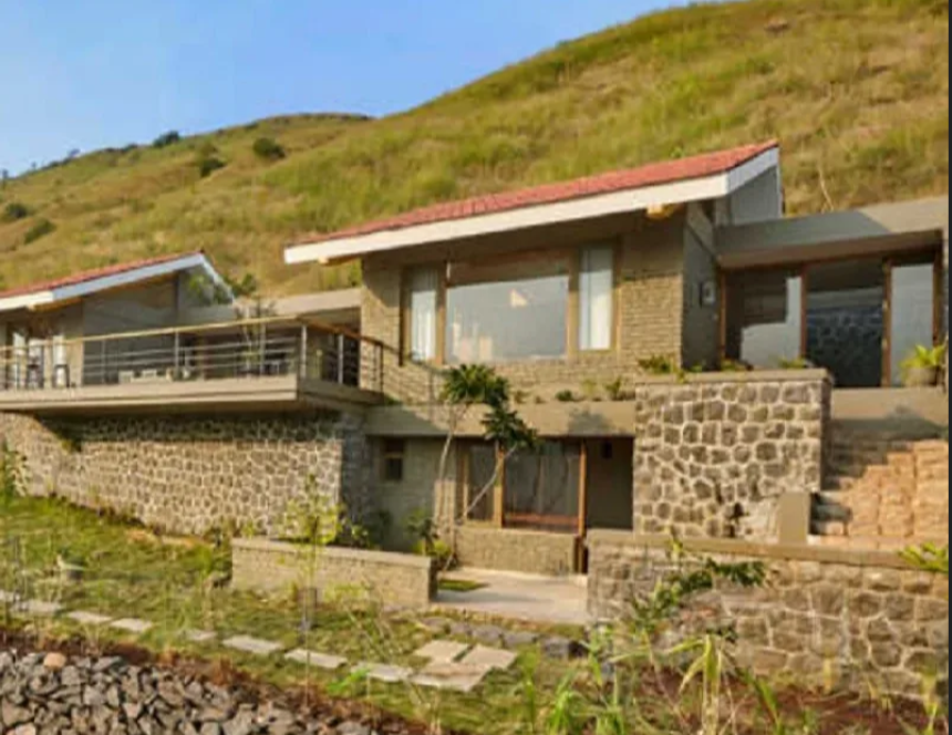 3 BHK Flats and Villas at Bhusari Colony