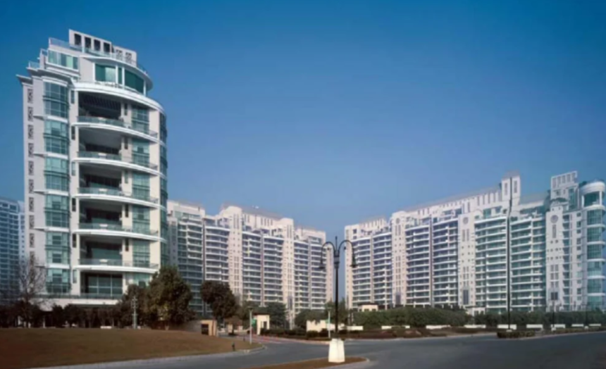 🏆 DLF The Aralias – Ultra-Luxury 4, 4.5 & 5 BHK Apartments in Gurgaon